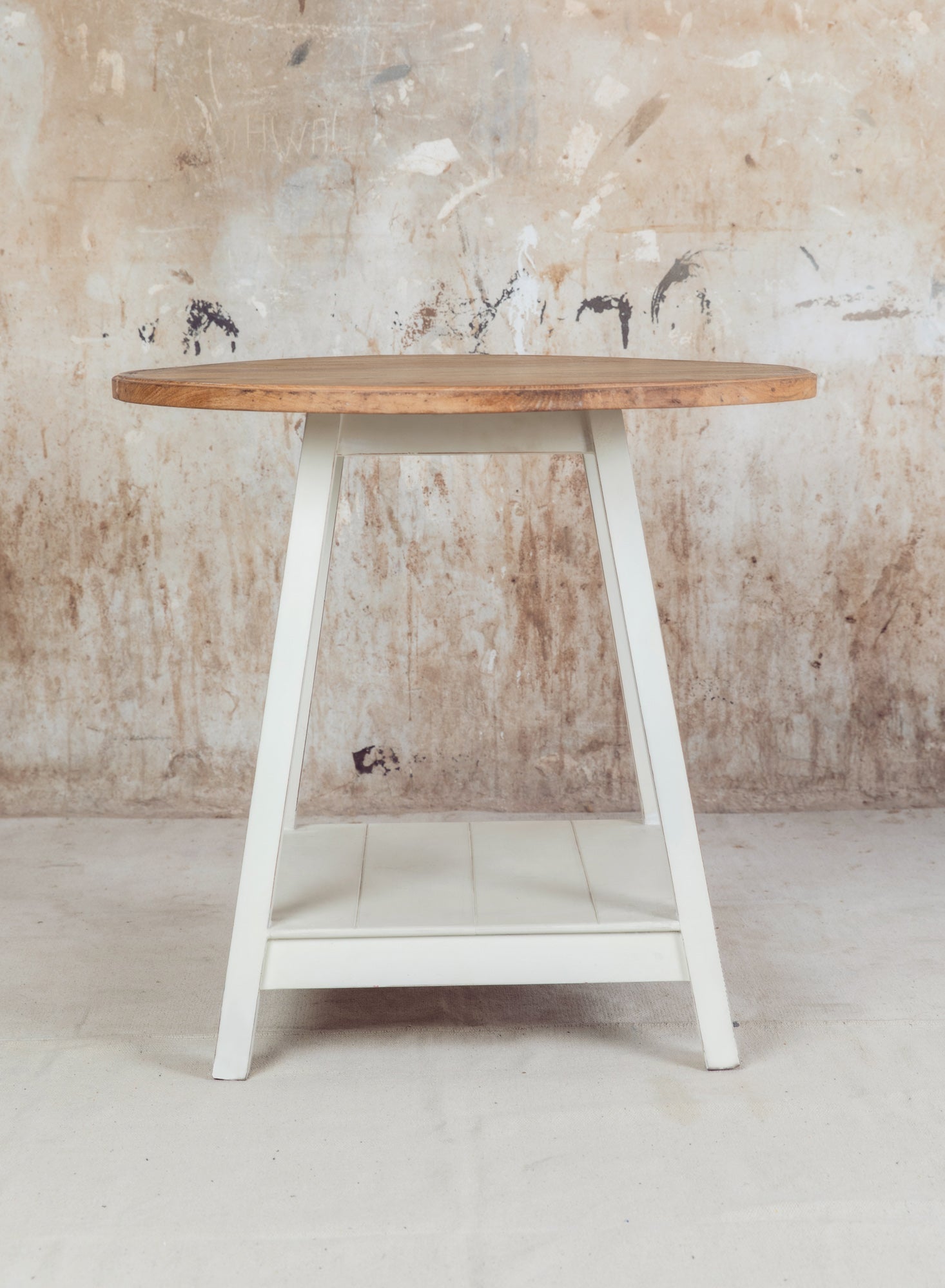 Blake Round Table - Savana Living - One With Wood