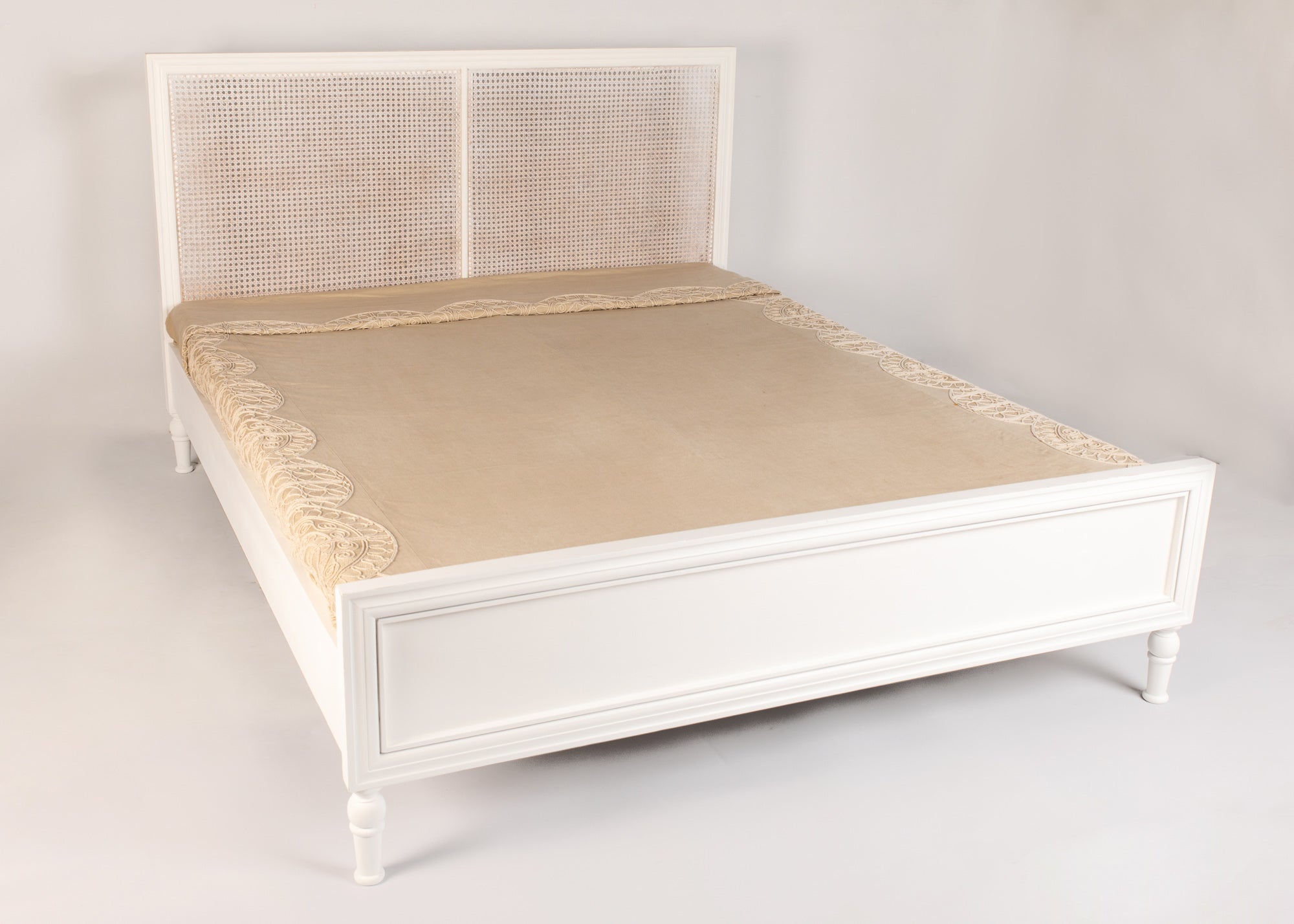 Dorothy Bed - Savana Living - One With Wood