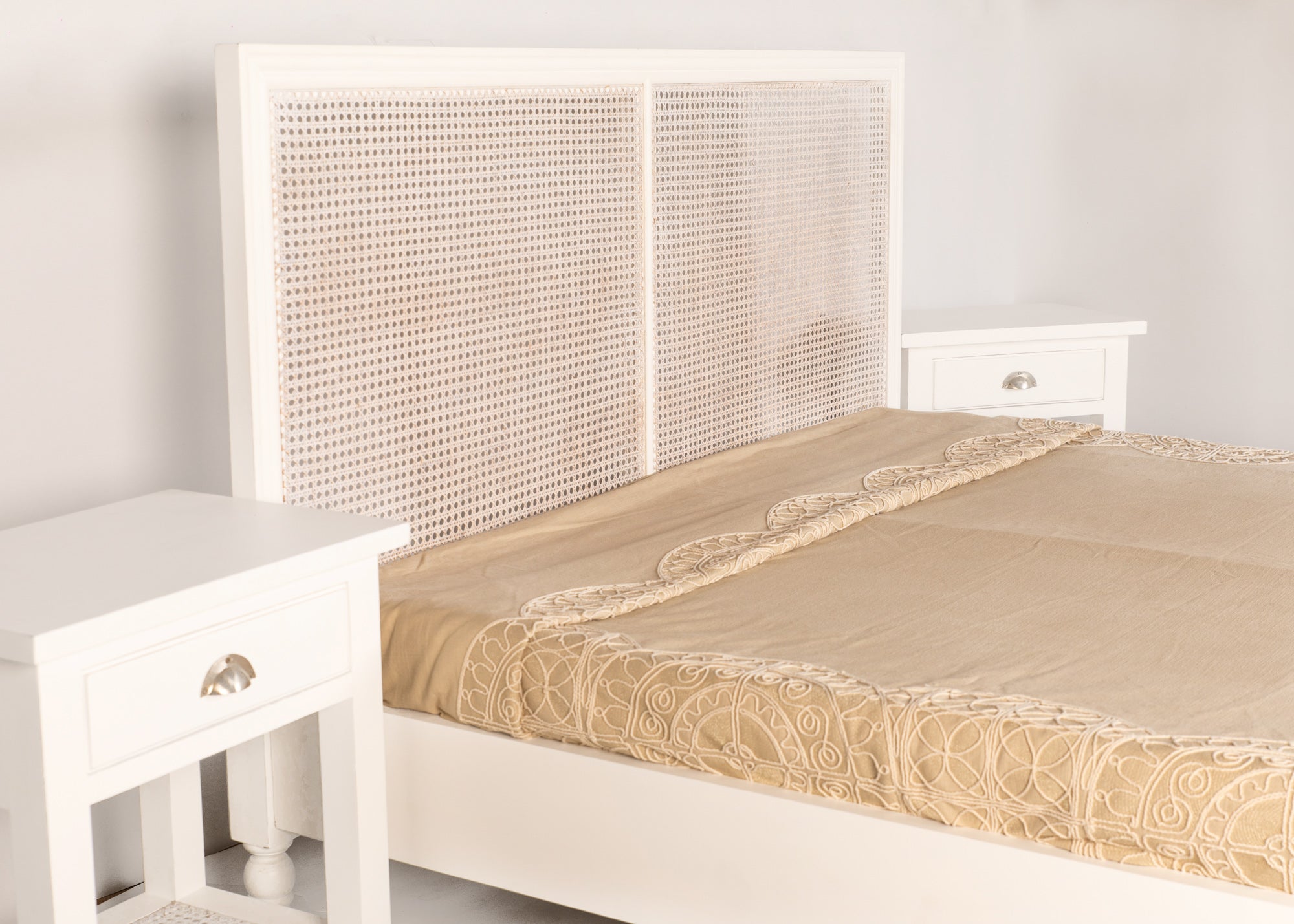 Dorothy Bed - Savana Living - One With Wood