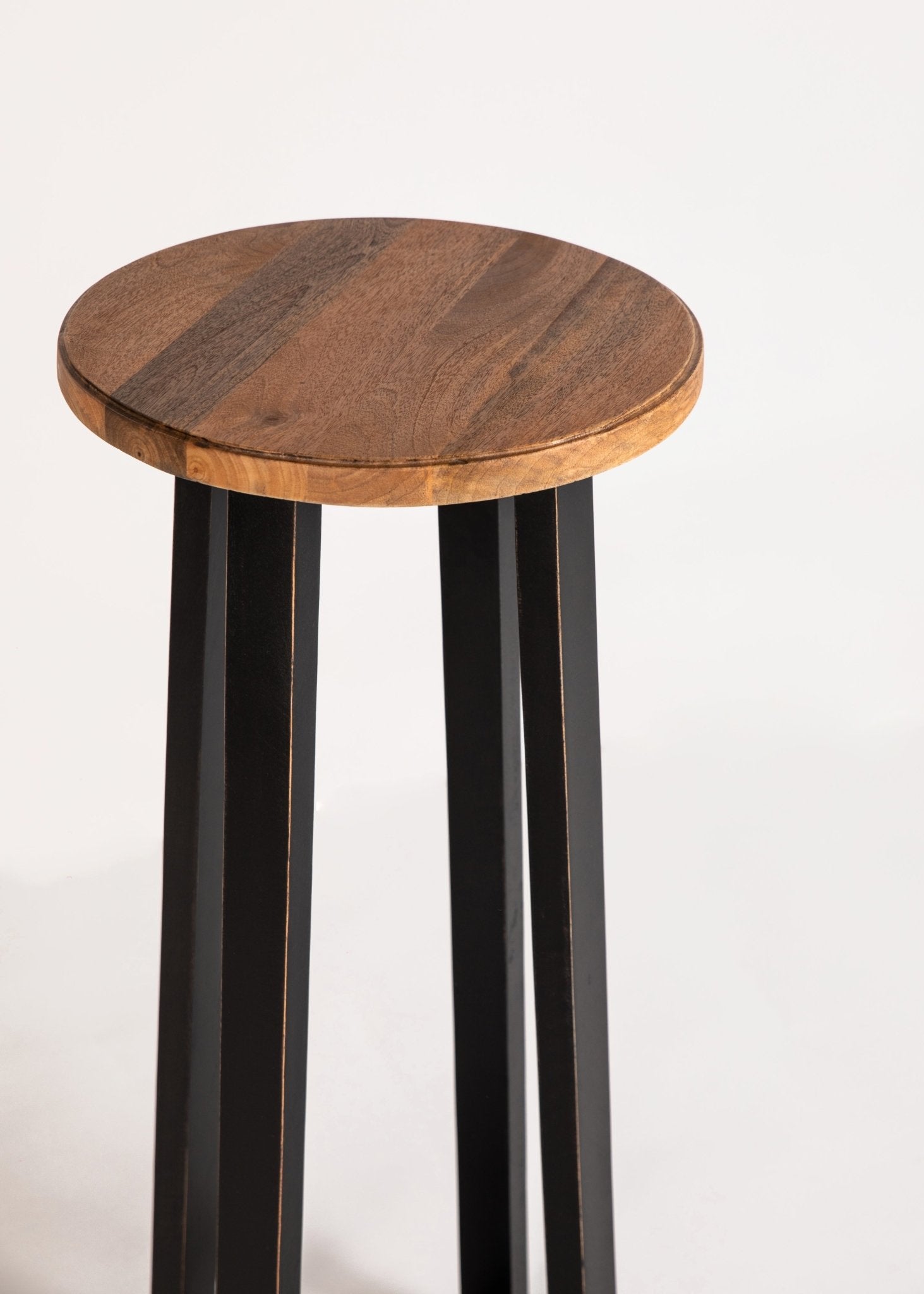 Jane Decorative Planter - Savana Living - One With Wood