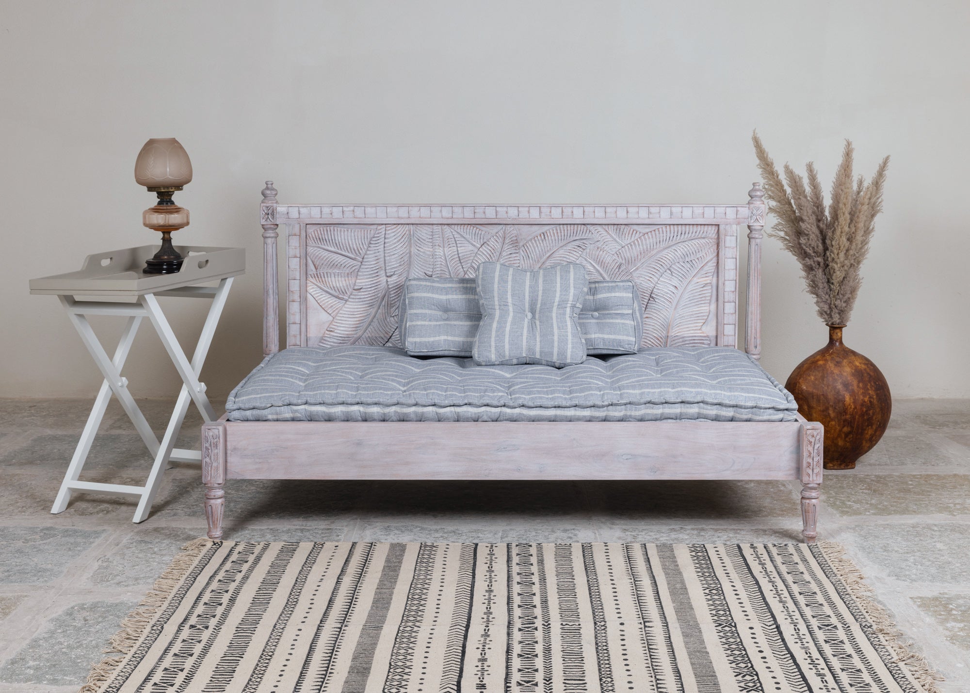 Amazon Day Bed - Savana Living - One With Wood