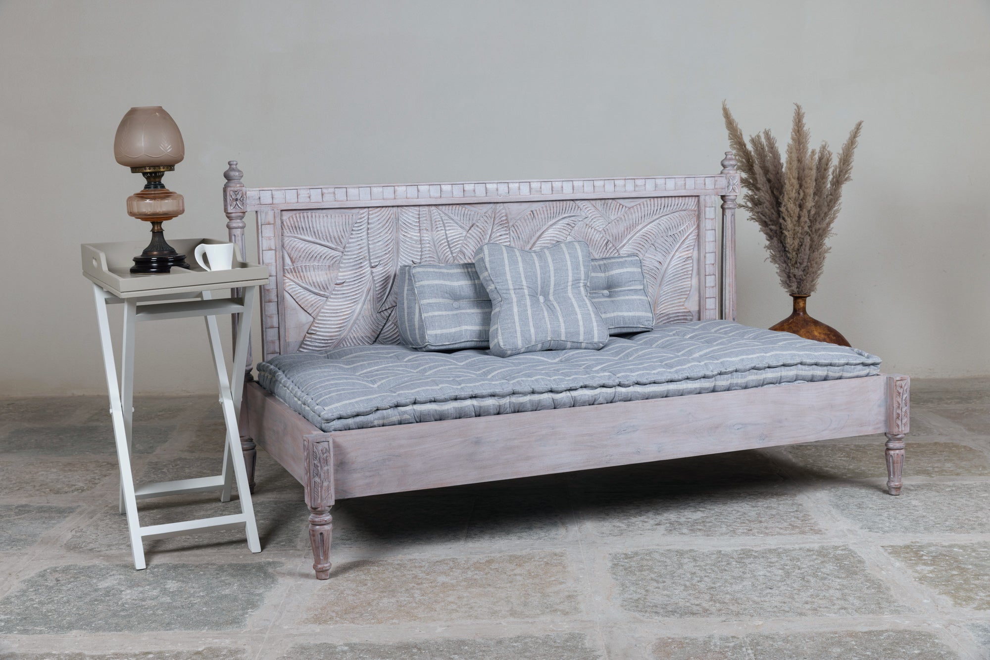Amazon Day Bed - Savana Living - One With Wood