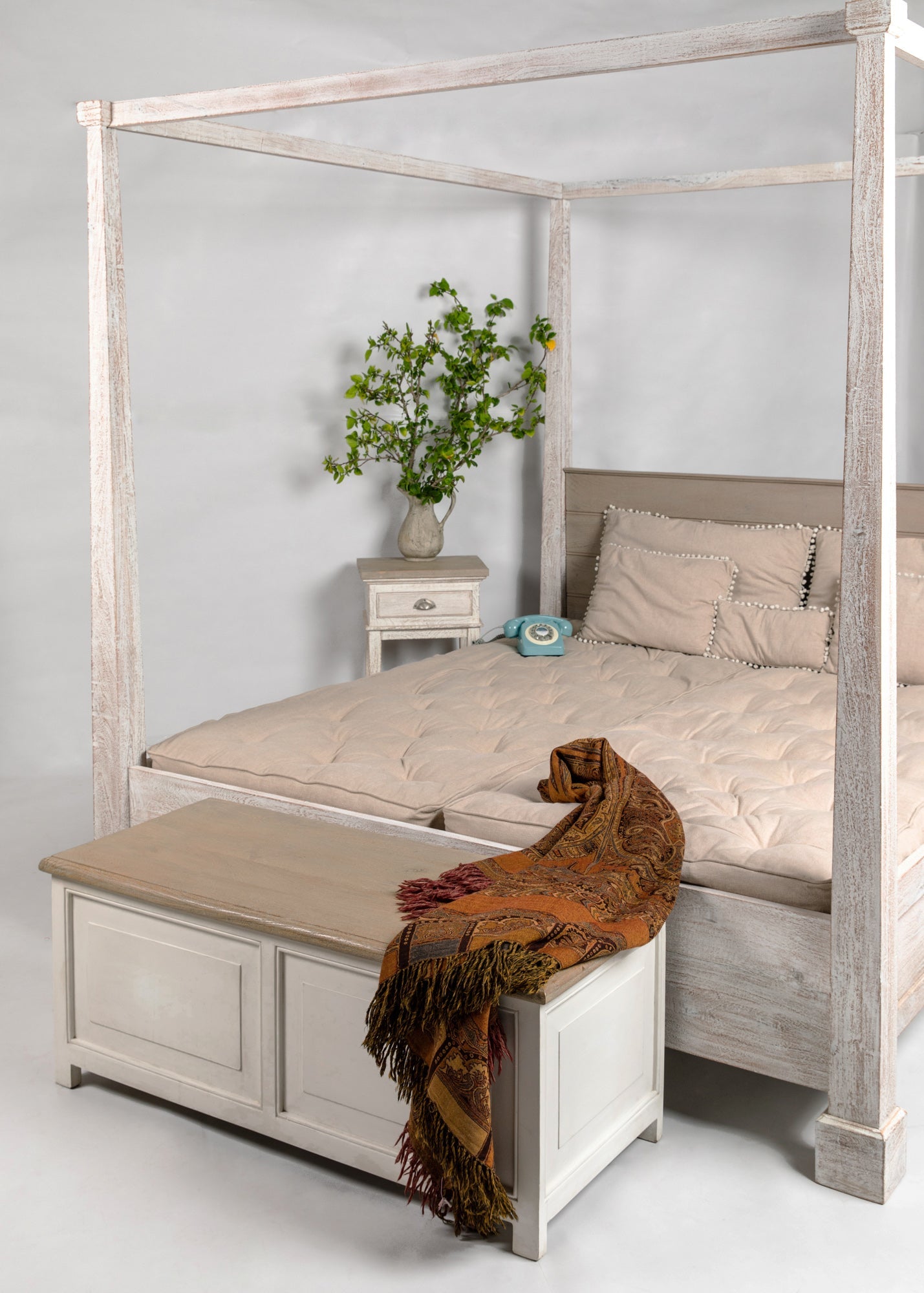 Dmitri Four-Poster Bed - Savana Living - One With Wood