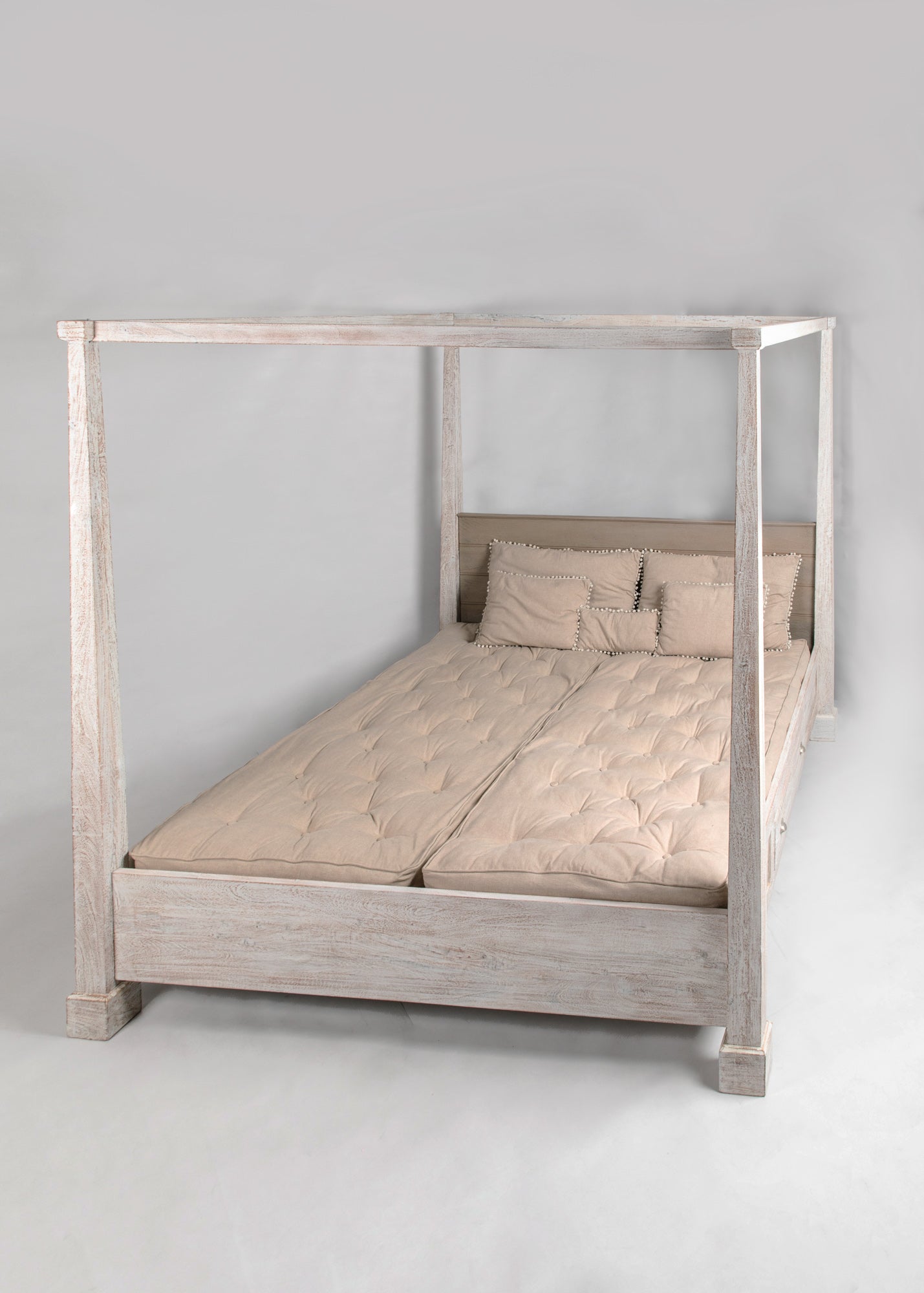 Dmitri Four-Poster Bed - Savana Living - One With Wood