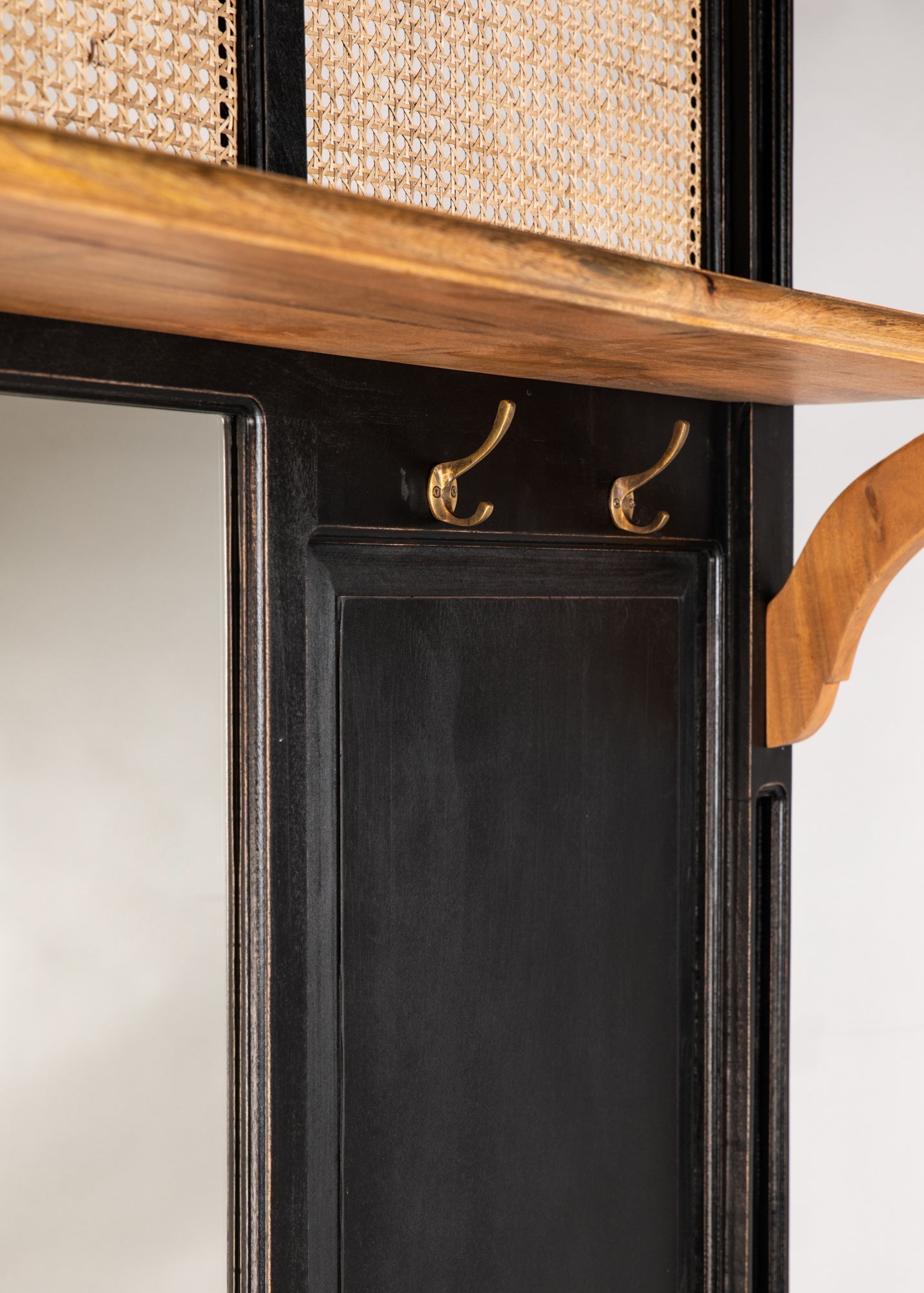 Essex Foyer Coat Rack & Bench - Savana Living - One With Wood