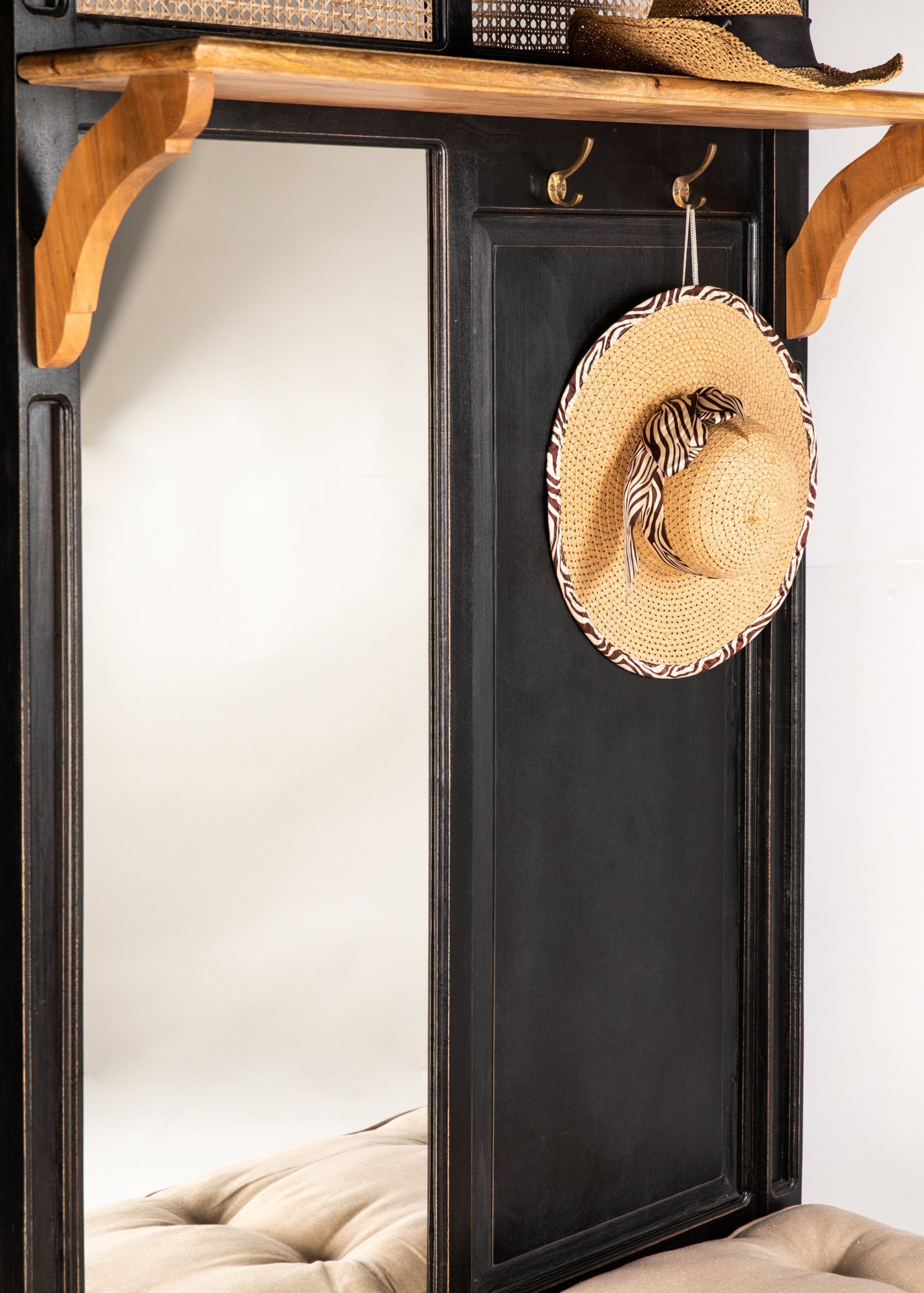 Essex Foyer Coat Rack & Bench - Savana Living - One With Wood