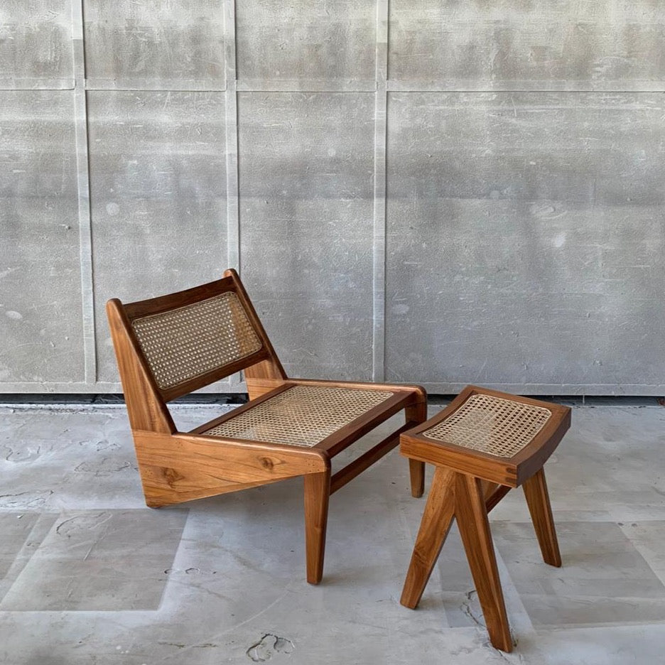 Kangaroo Teak Chair - Savana Living - One With Wood