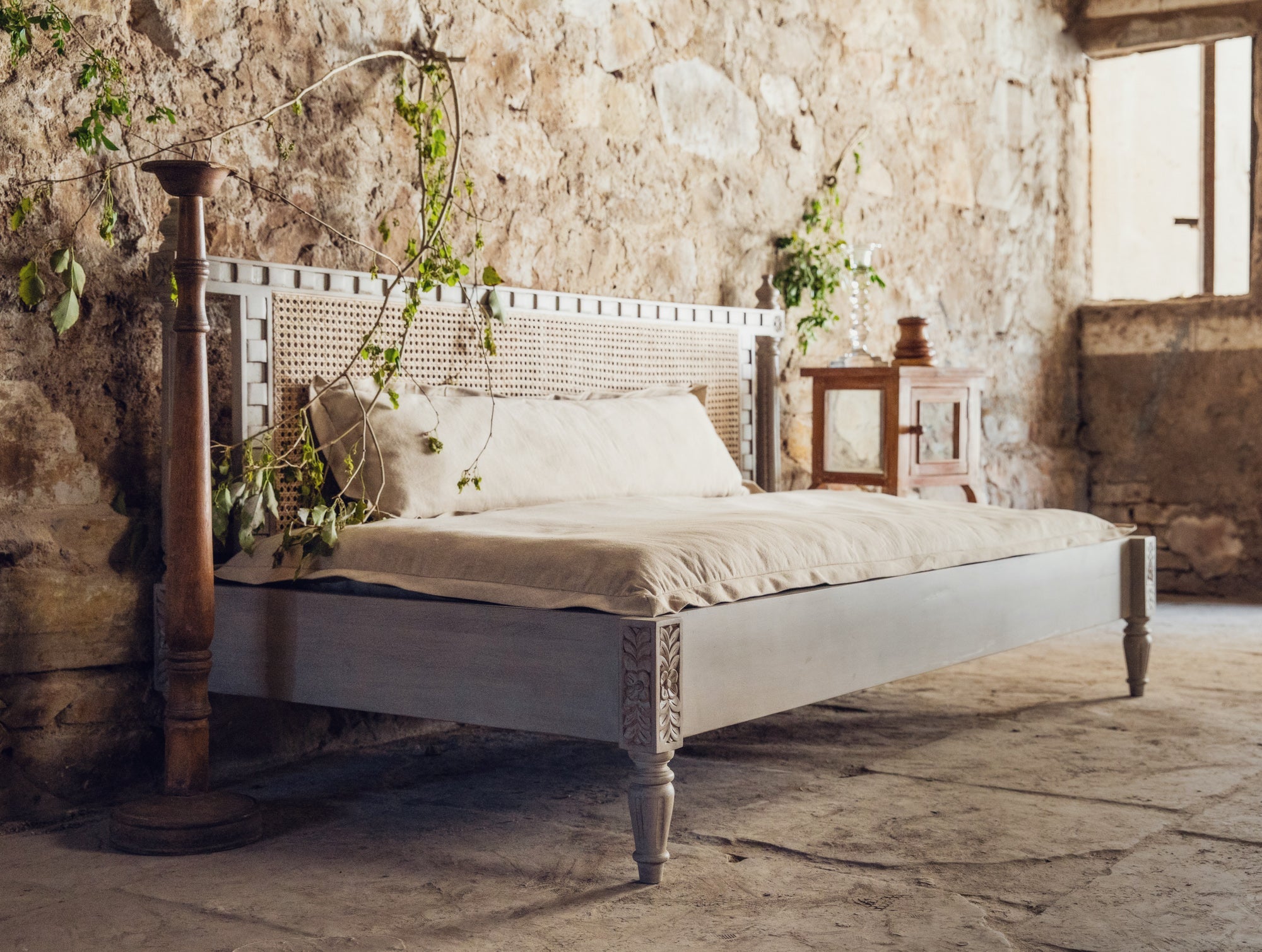 Katherine Day Bed - Savana Living - One With Wood