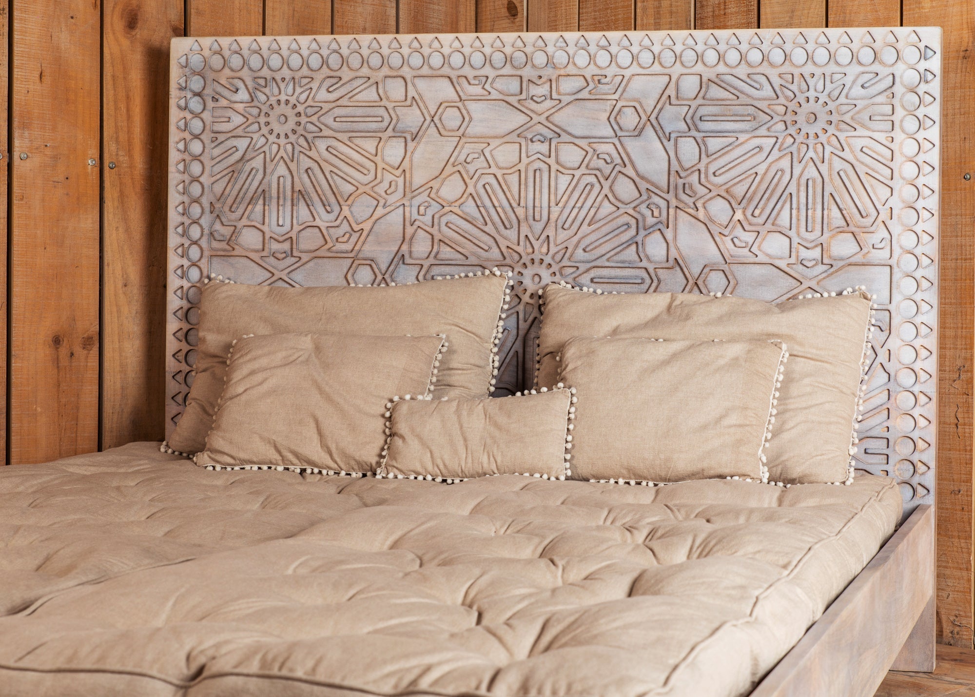 Marrakesh Bed - Savana Living - One With Wood