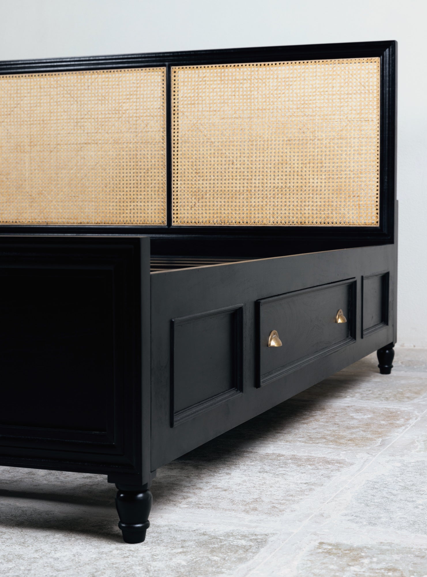 Oz Bed - Savana Living - One With Wood